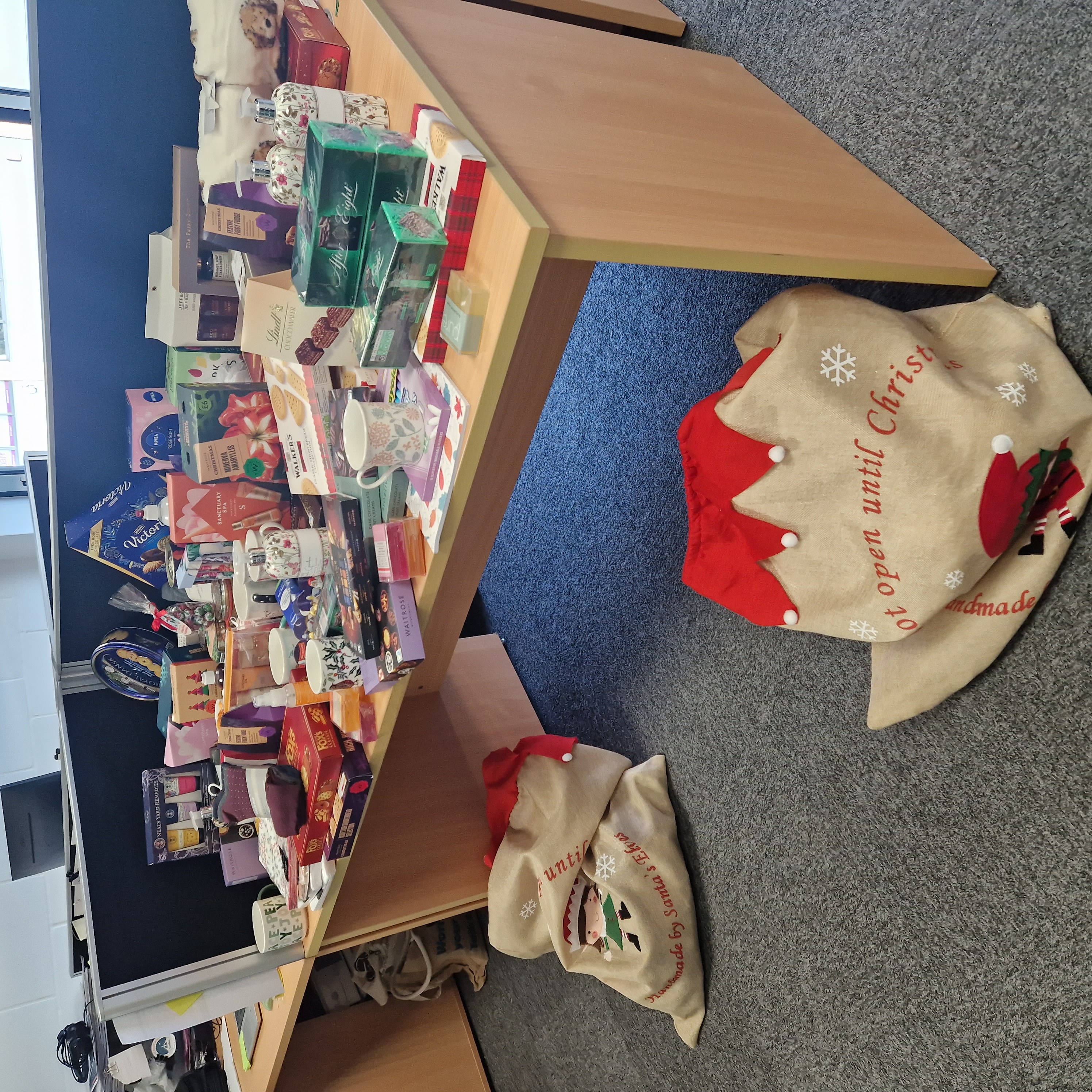 Home Instead's 'Be a Santa' campaign