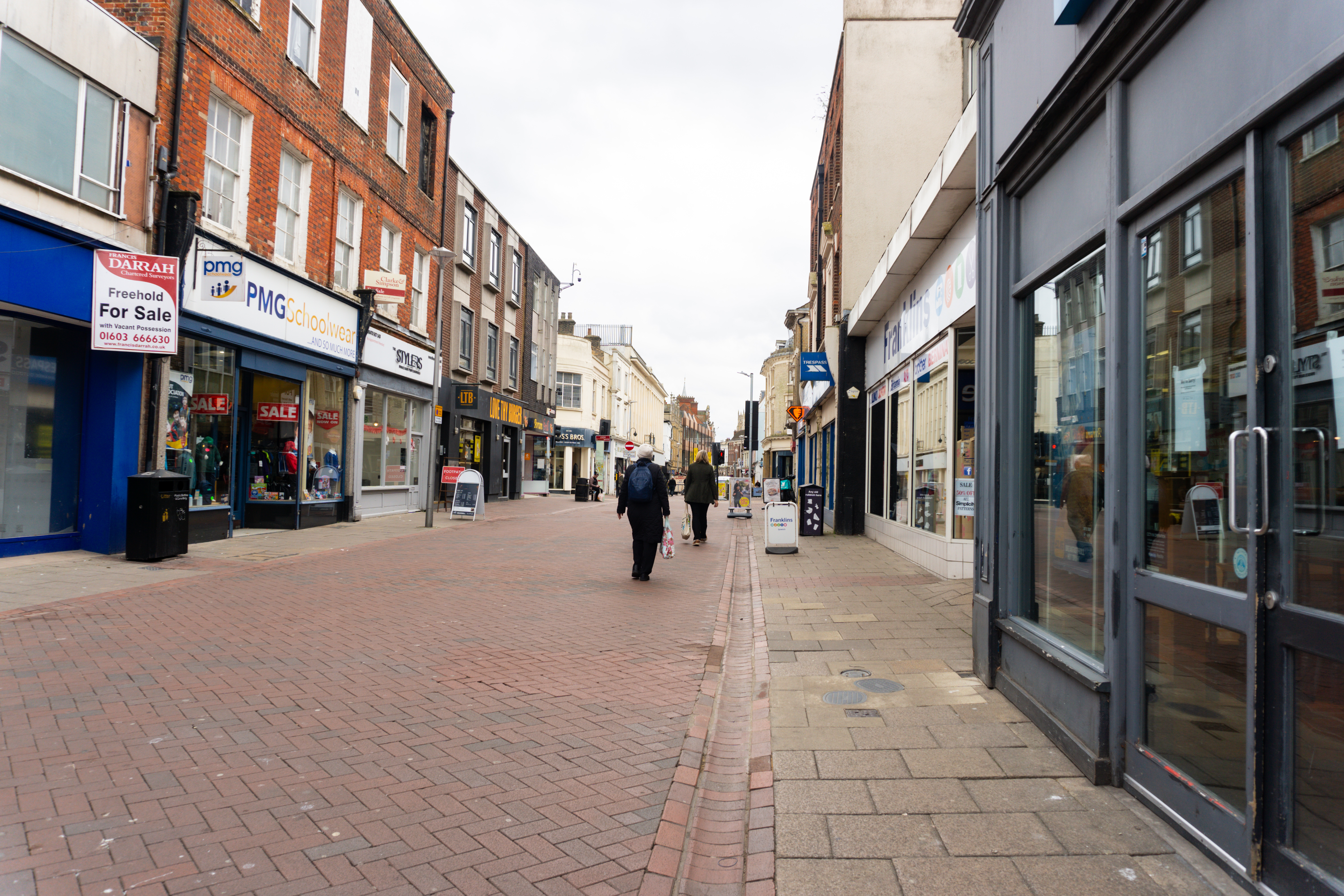 People walking in the Ipswich town centre