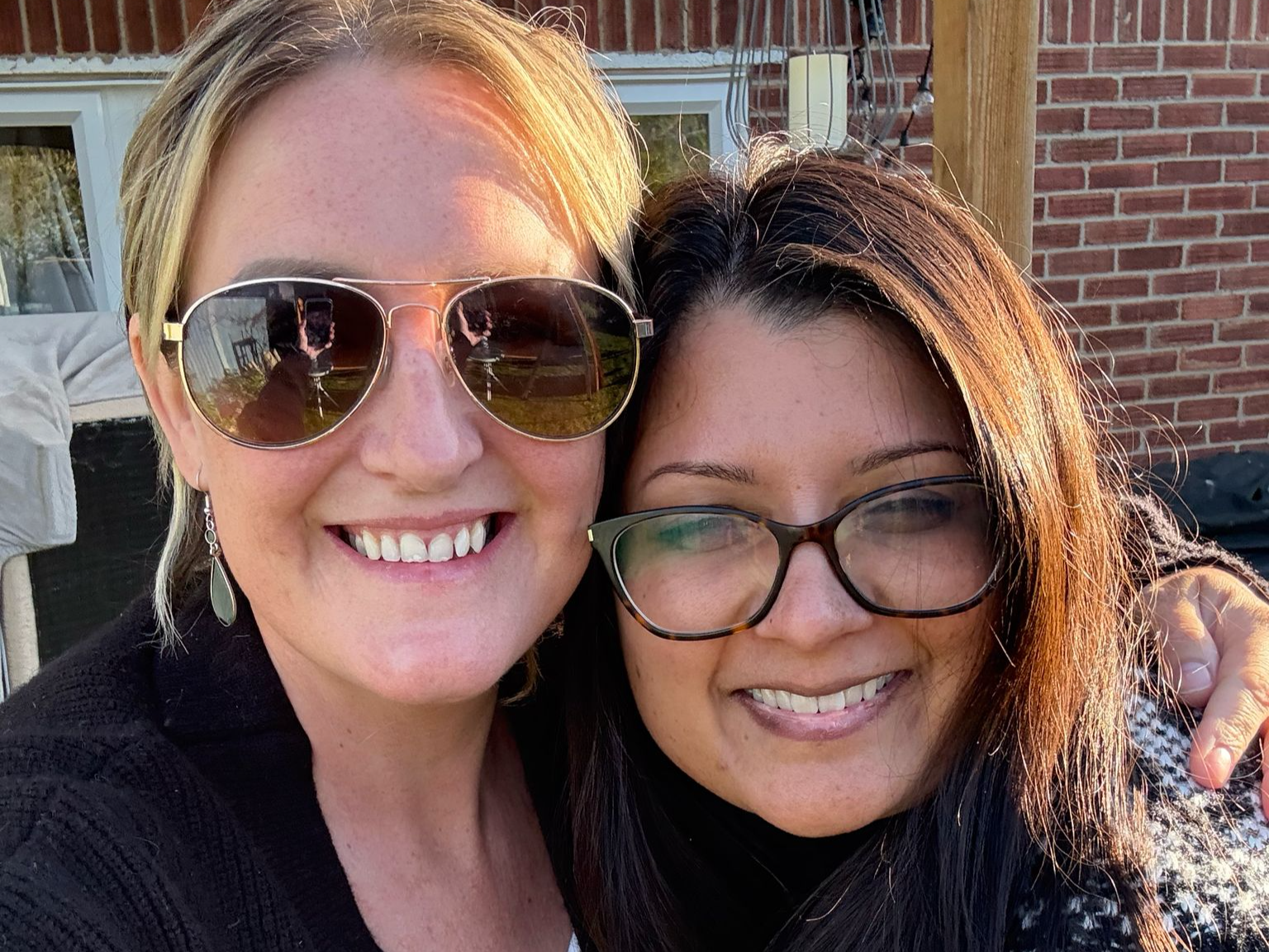 Hope to Connect founders and friends Emma Ann Adams and Mandeep Birdy