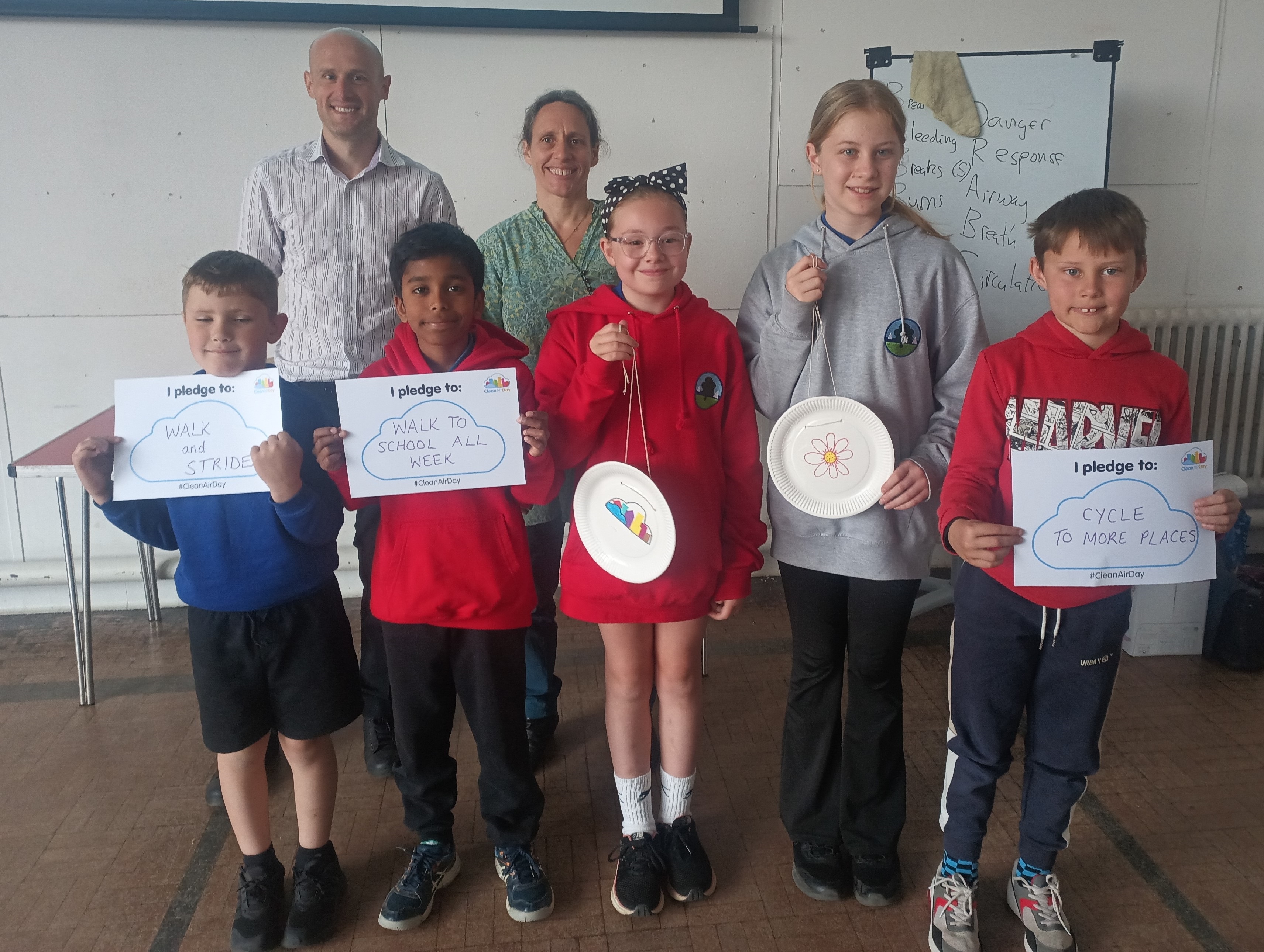 Cliff Lane pupils with their pledges