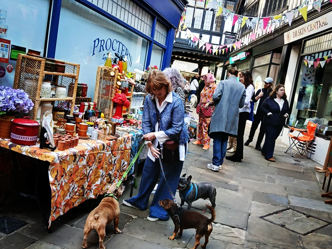 Traders at The Walk's Retro & Vintage Market
