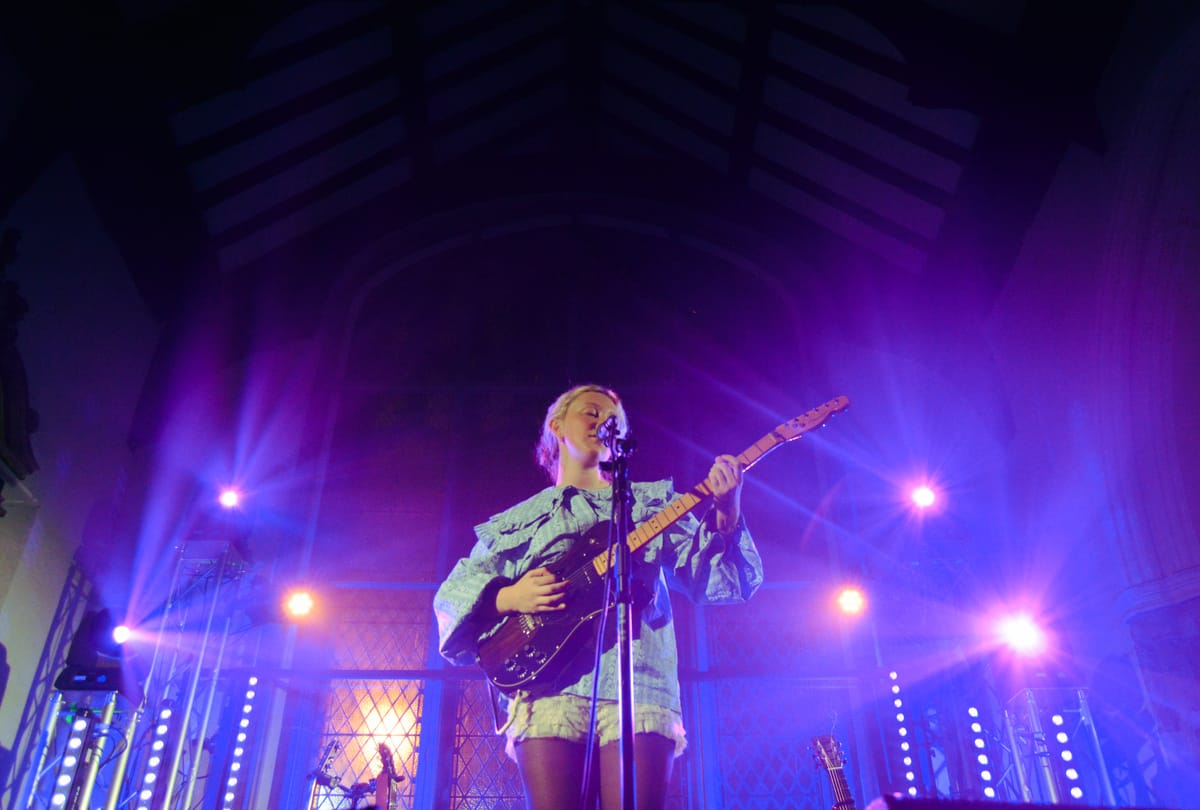 Edie Bens lights up the stage at St Stephen’s Church in Ipswich with her folk and country-inspired sounds