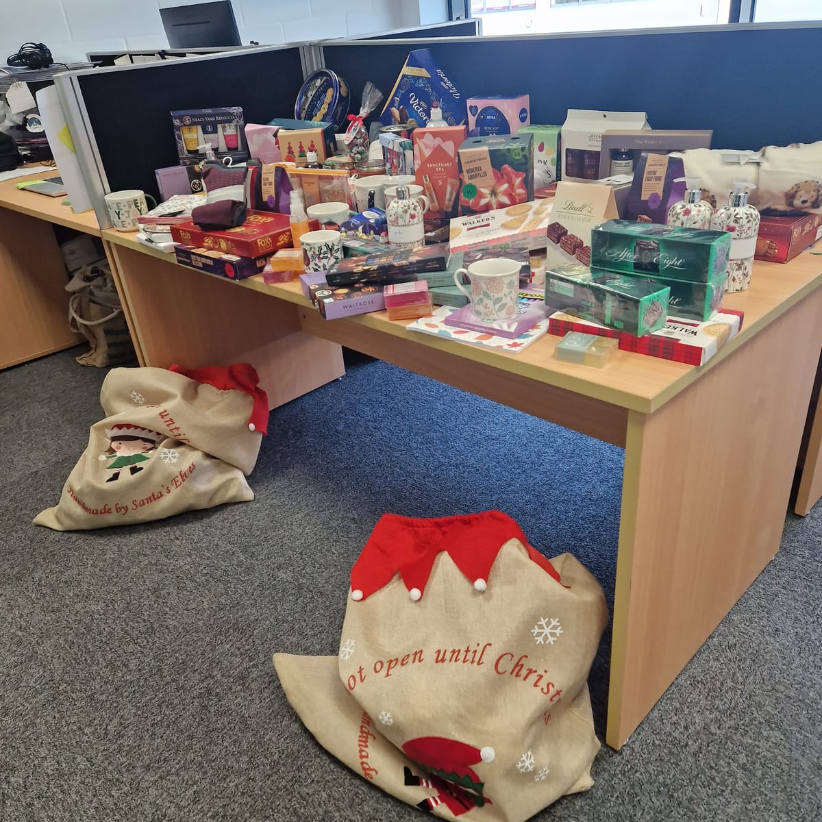 Home Instead's 'Be a Santa' campaign