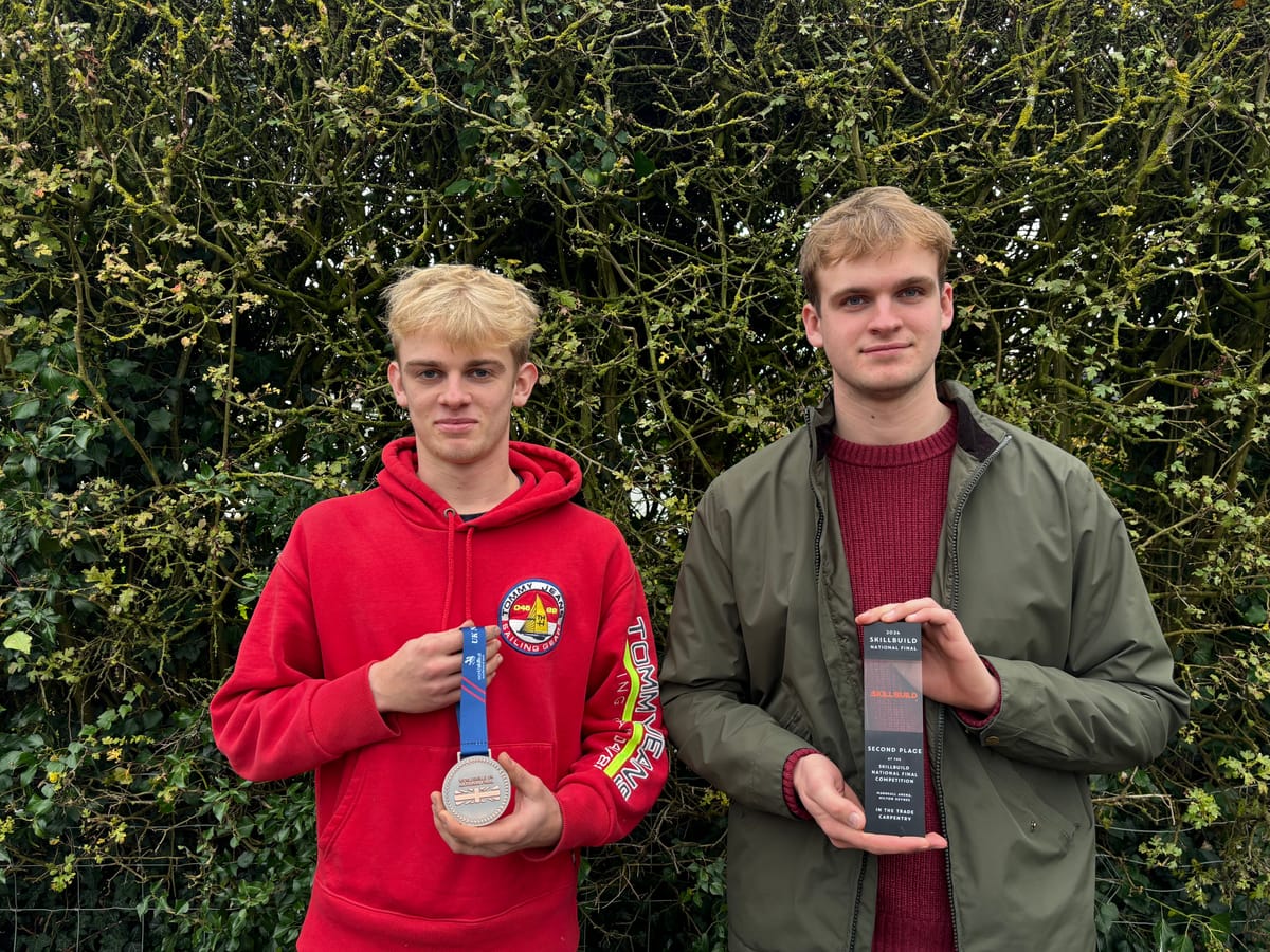 Brothers Sam and George Page