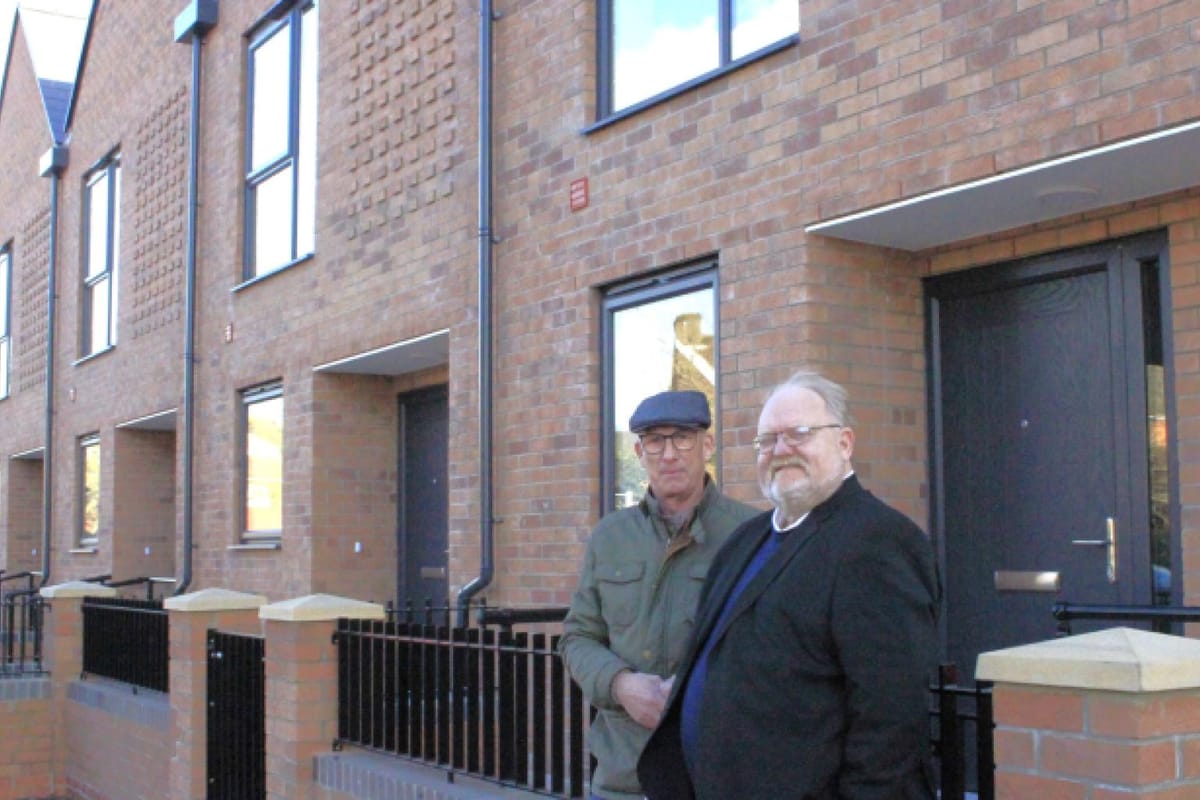 Cllr Alisdair Ross and Colin Kreidewolf at Bibb Way