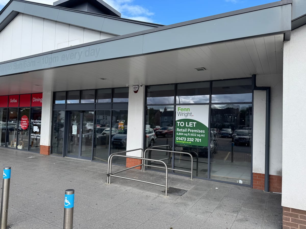 The former Co-op food store at Rosehill Retail Park