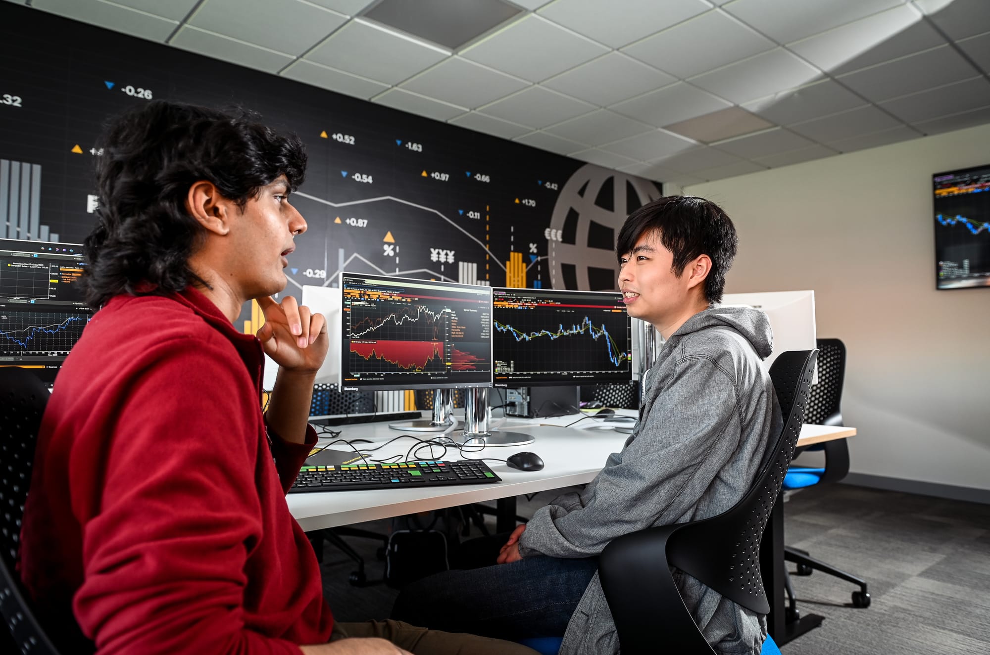 Suffolk uni launches Bloomberg Lab as fintech demand grows