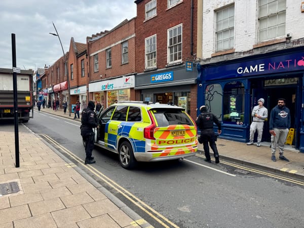 Armed police called to reported knife fight in Ipswich town centre